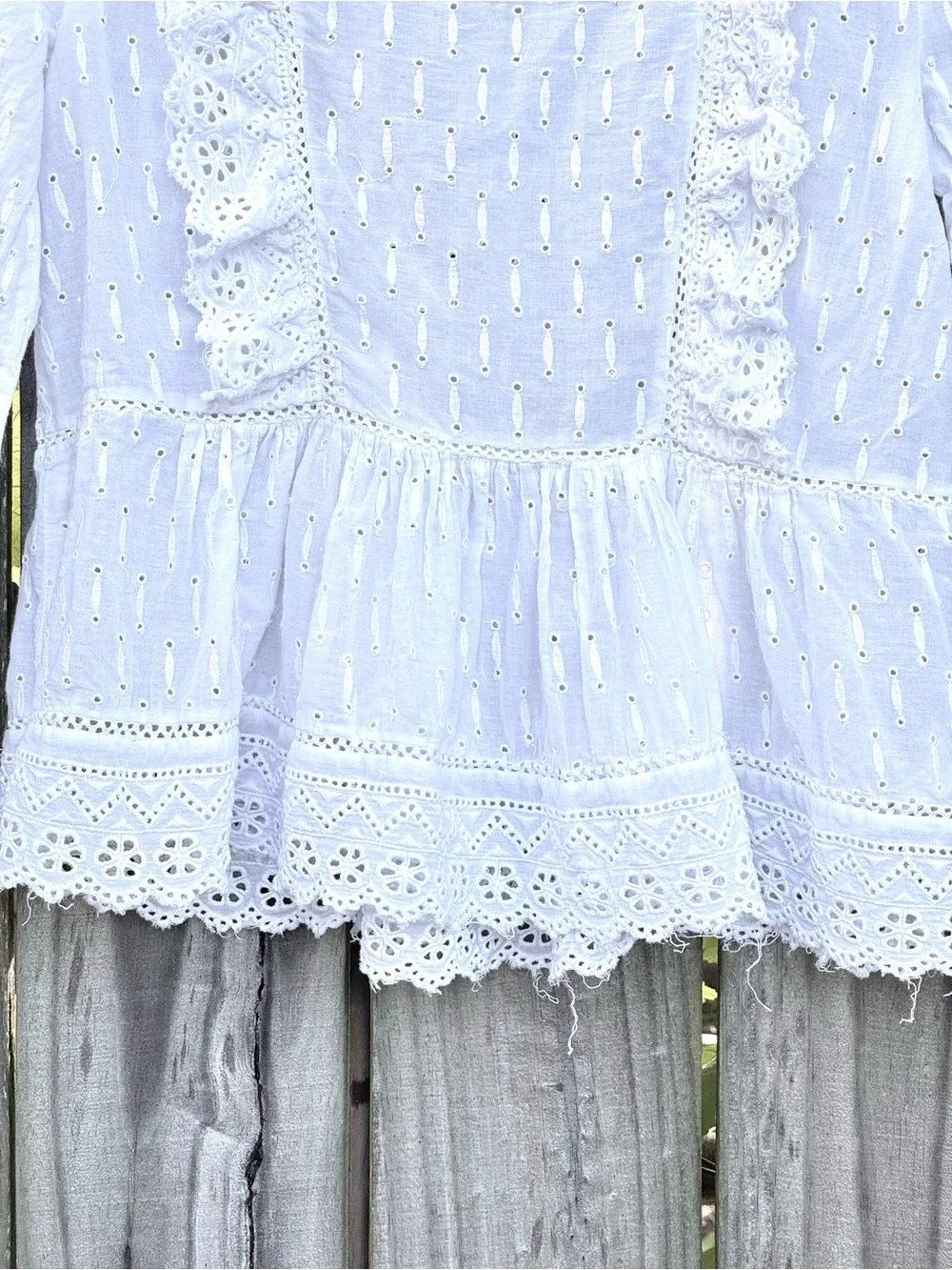 Meadow Rue Anthropologie Cottagecore boho white eyelet peasant blouse size 4